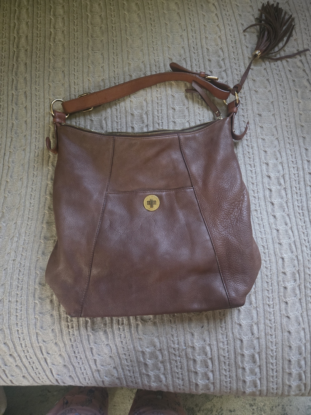 Isaac Mizrahi Leather Shoulder Hobo Bag in Brown